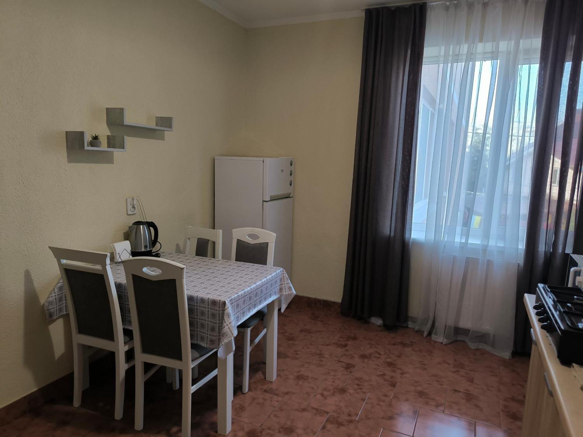 Apartments Domovik Мостова 5 Кв 37 Mukatjeve Exteriör bild